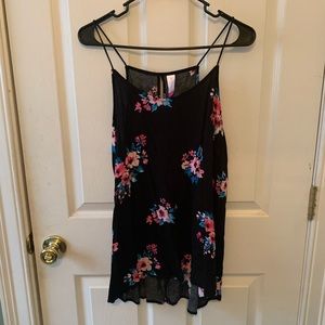 •👚 NOBO Top 👚•